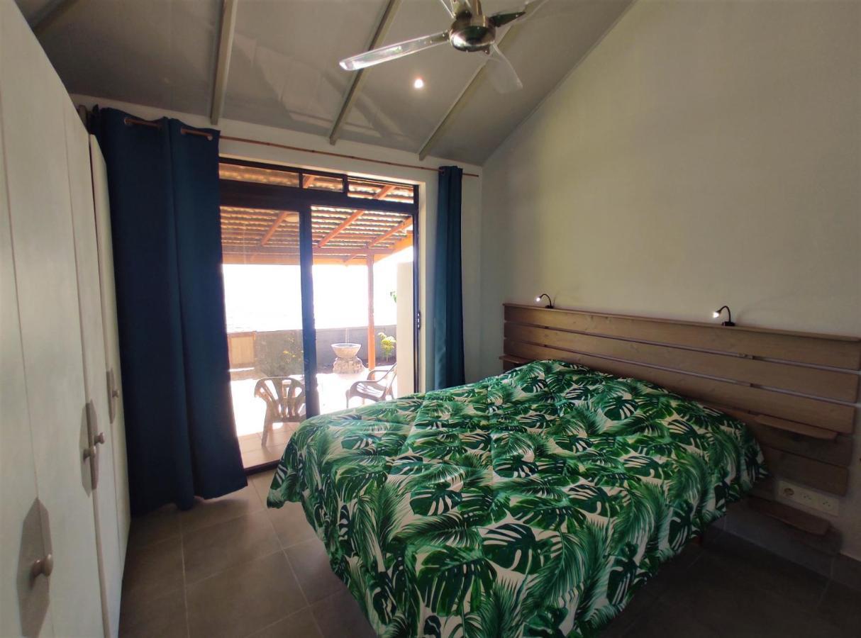 Tahiti - Taharaa Beach Bungalow Arue Kültér fotó